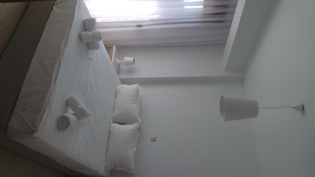 Niovi Boutique Apartments 阿菲托斯 客房 照片